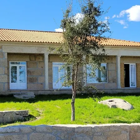 Countryside With Nature & Pool - 'casa Dos Vasconcelos' Inn *